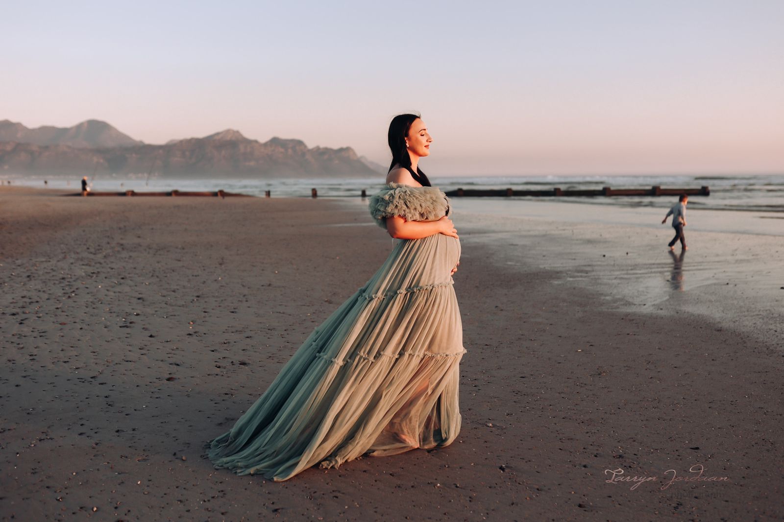 Mom Talk - Nicolle Grosskopf