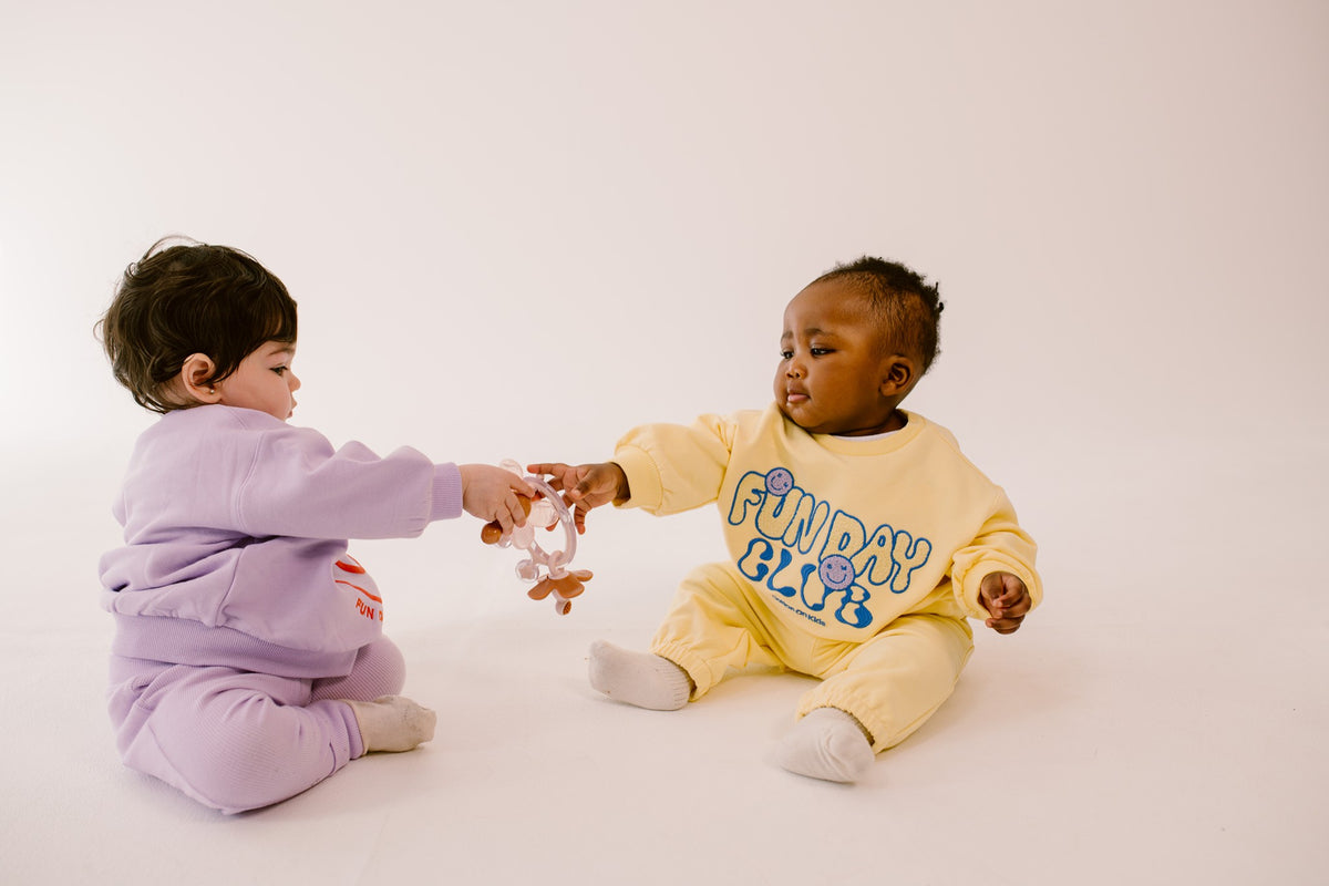 Difrax - Crown Teether - Babies on Floor Sharing Teether