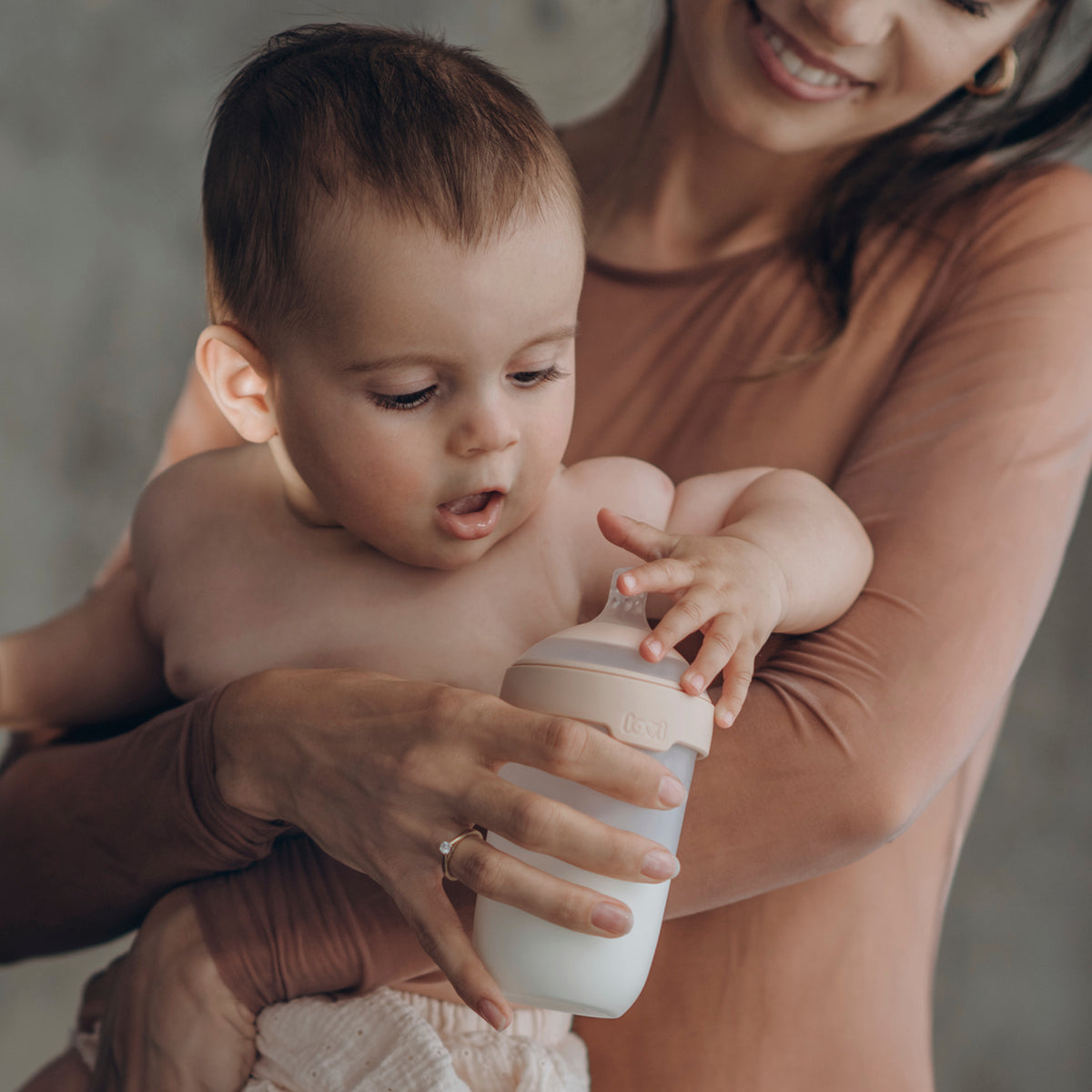 Difrax LOVI Mammafeel Bottle (250 ml) - Baby Touching Bottle