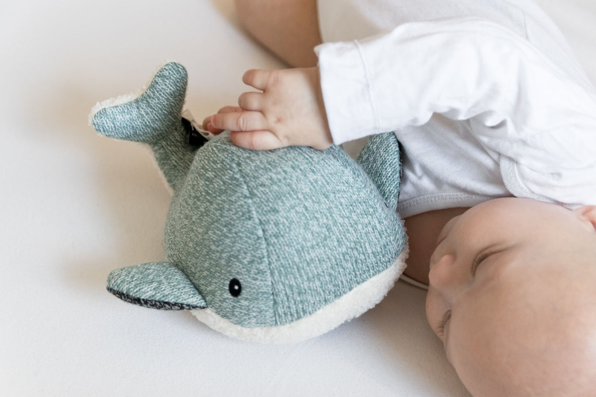 Moby (Green) - Rechargeable Heartbeat Comforter