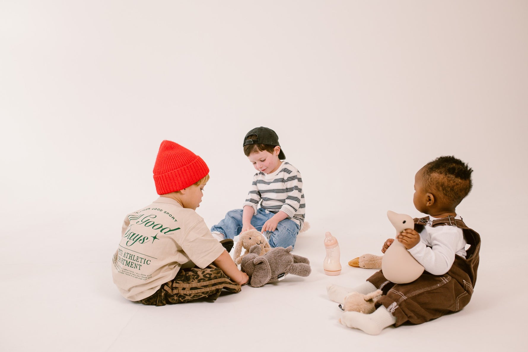 Kids with Hearbeat Comforters, S-Bottle & Liva Night Light