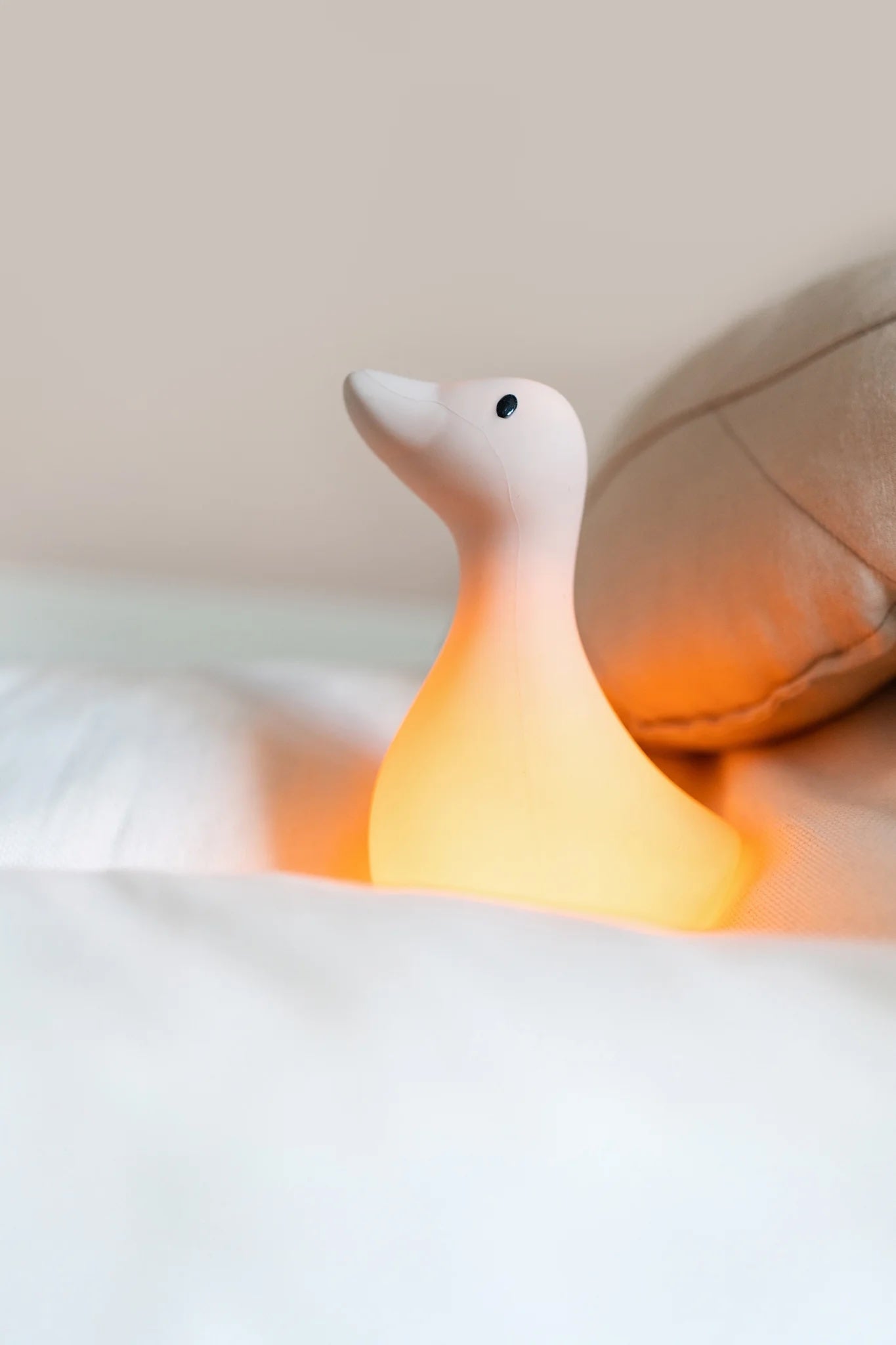 Liva Night Light - Light On - Beige